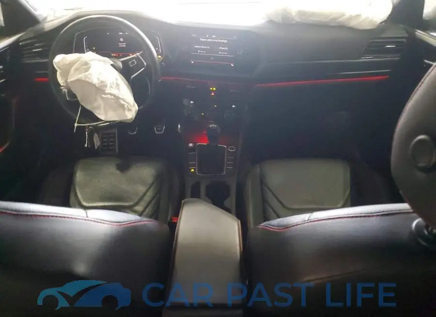 3VW5T7BU0MM104297# 8