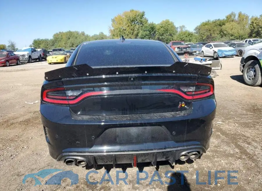 2C3CDXGJ2PH601008# 6