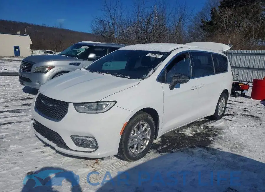 2C4RC1BGXTR201249# 1