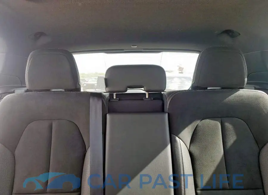 YV4162UM7L2185522# 10