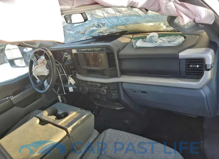 1FTRF3BT9PED94660# 8