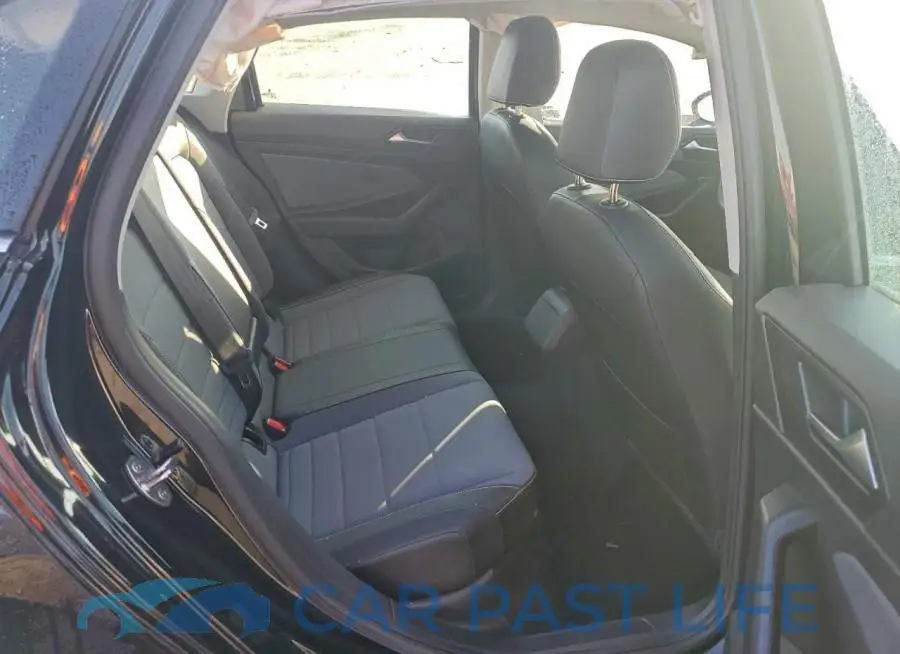 3VW7X7BU6SM055729# 10
