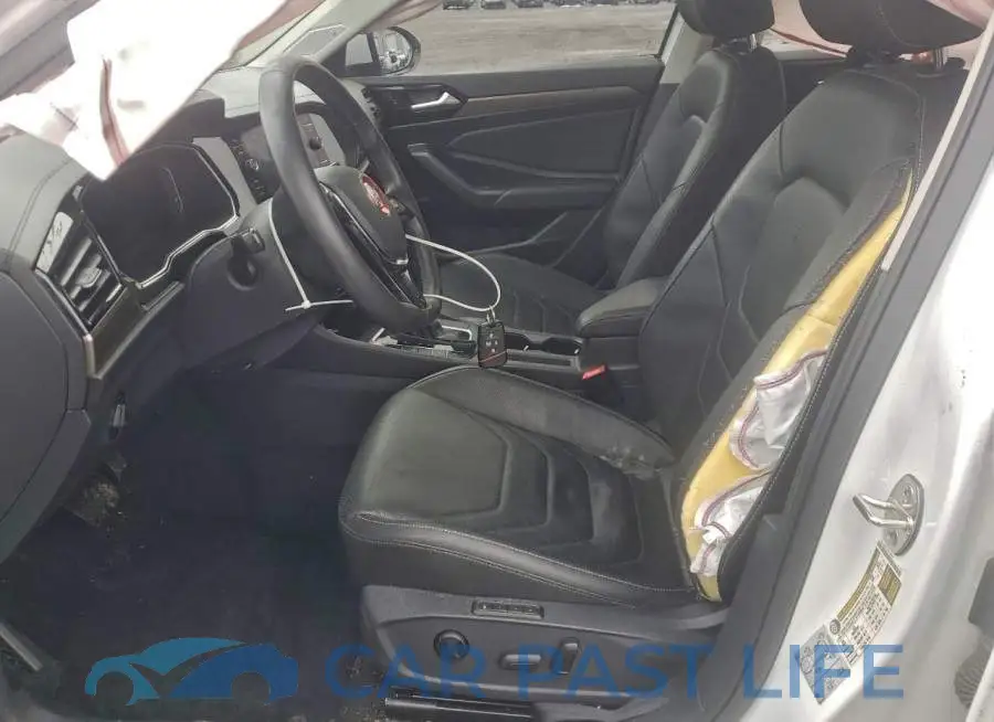 3VWGB7BUXLM042790# 7