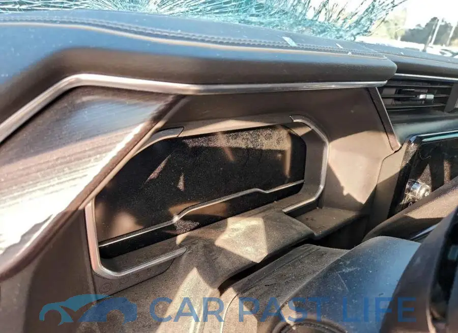 1GT49XEY5RF103245# 9