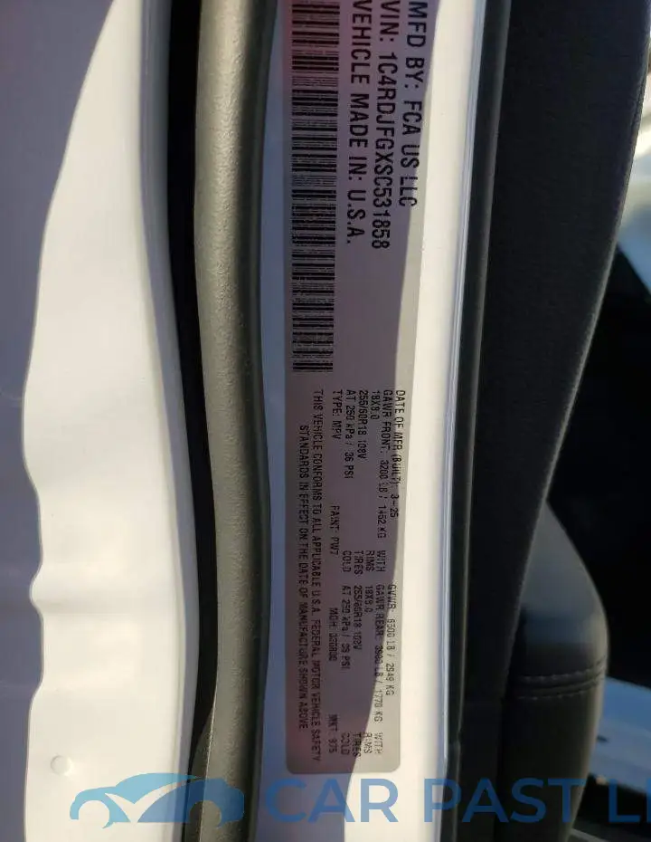 1C4RDJFGXSC531858# 13