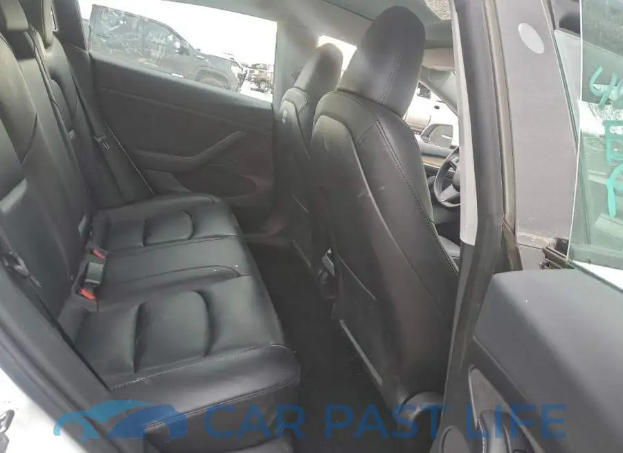 5YJ3E1EAXPF481568# 10