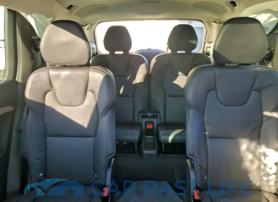 YV4062JF8R1150889# 10