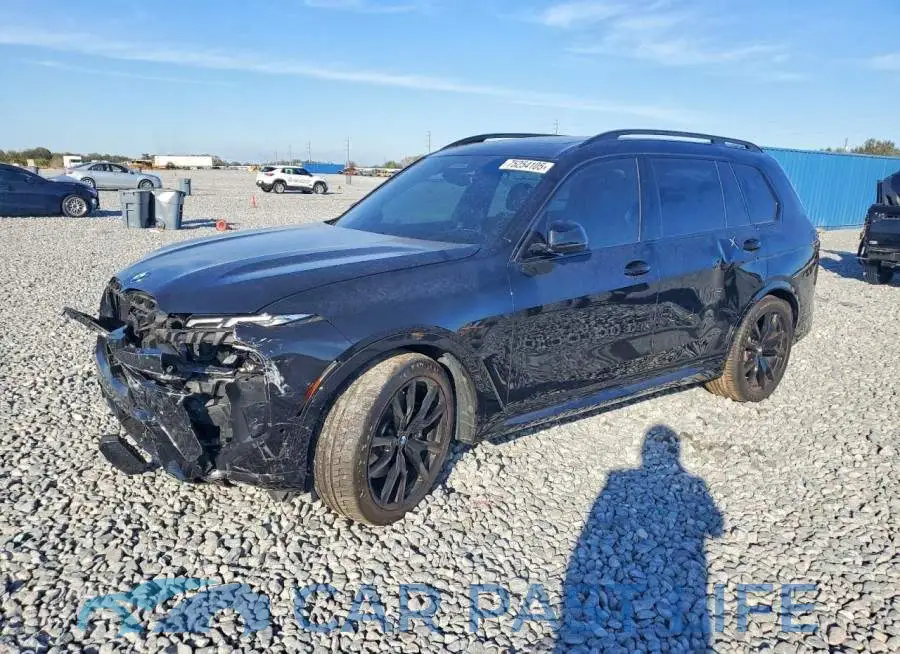 5UX23EM05R9V65617# 1