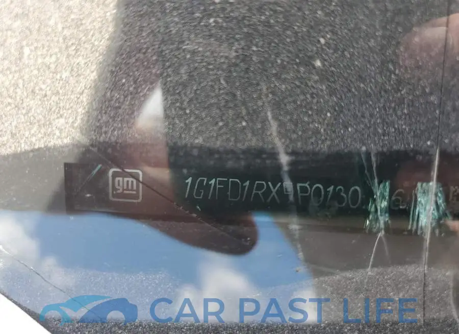 1G1FD1RX9P0130236# 12