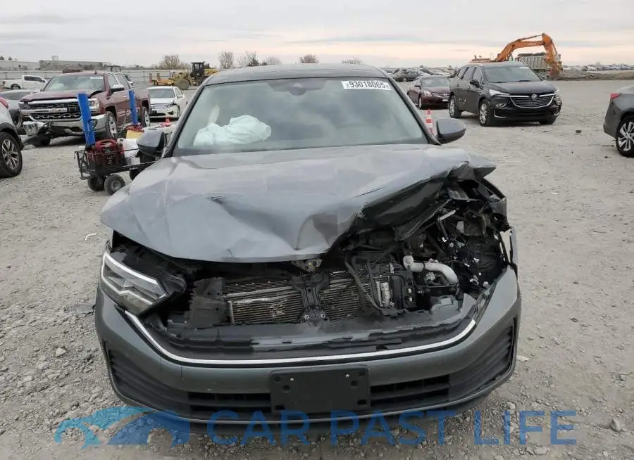 3VW7M7BU1NM014776# 5