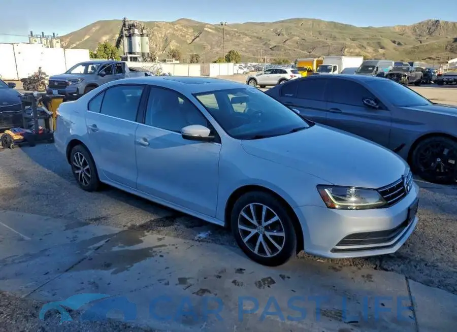 3VWDB7AJ3JM257127# 4