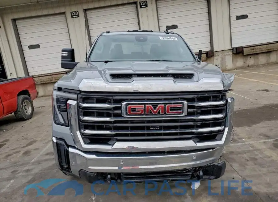 1GT4UME72SF184067# 5