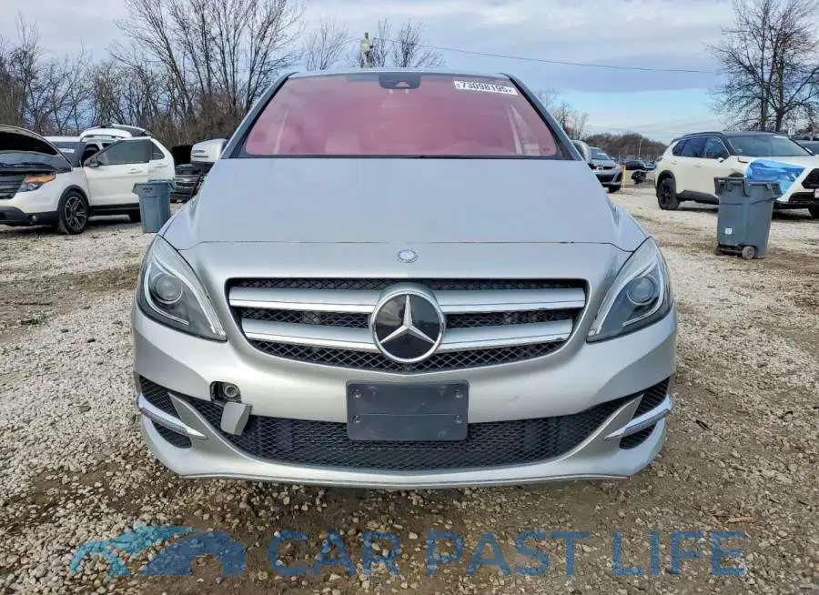 WDDVP9AB2HJ015598# 5