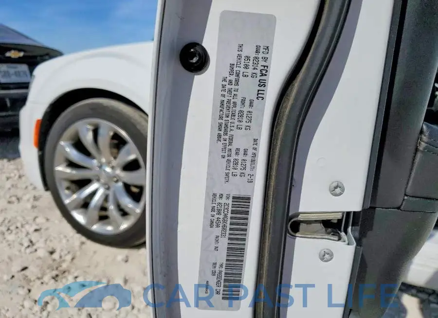 2C3CCAAG6KH602331# 12