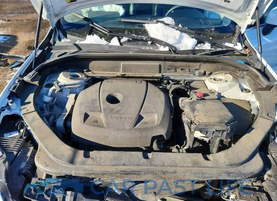 YV4102RL8M1753804# 12