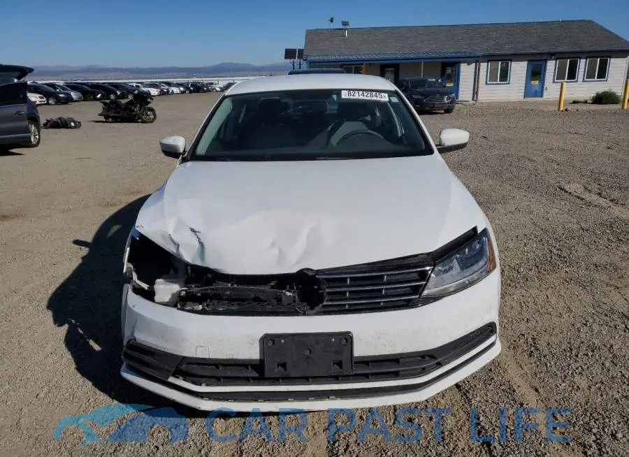 3VW2B7AJ8JM238354# 5