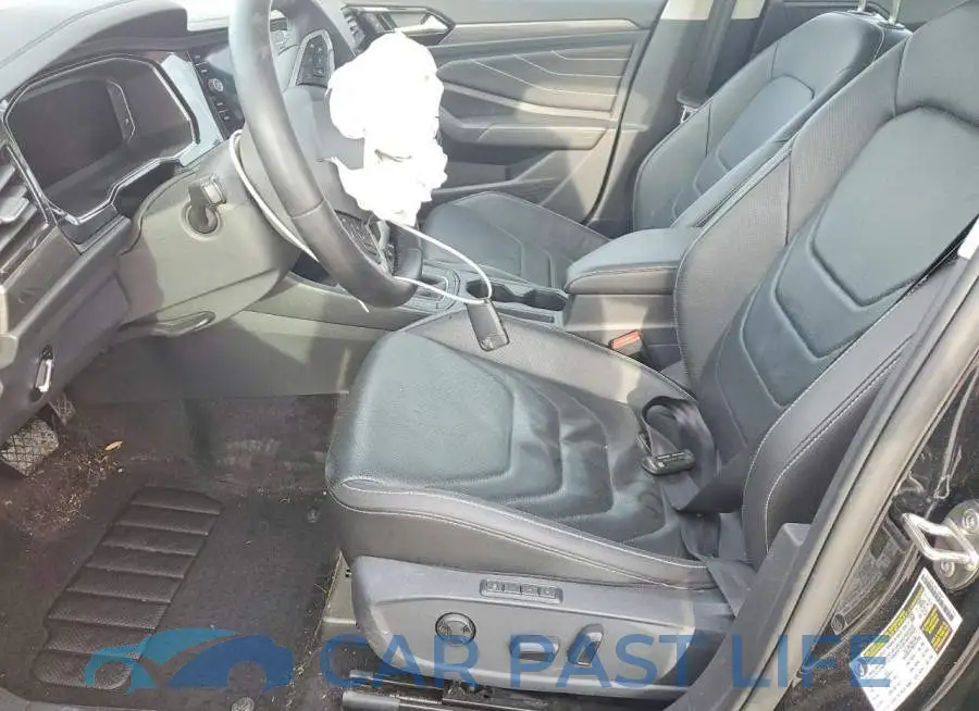 3VWGM7BU8RM018216# 7