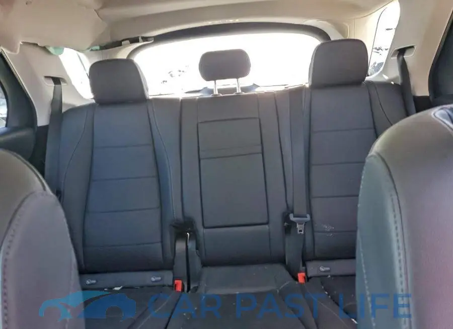 4JGFB4FE5SB392832# 10