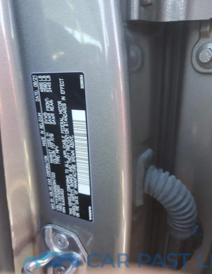YV4162UM5N2647322# 13