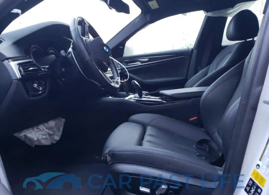 WBAJA7C57KG910866# 7