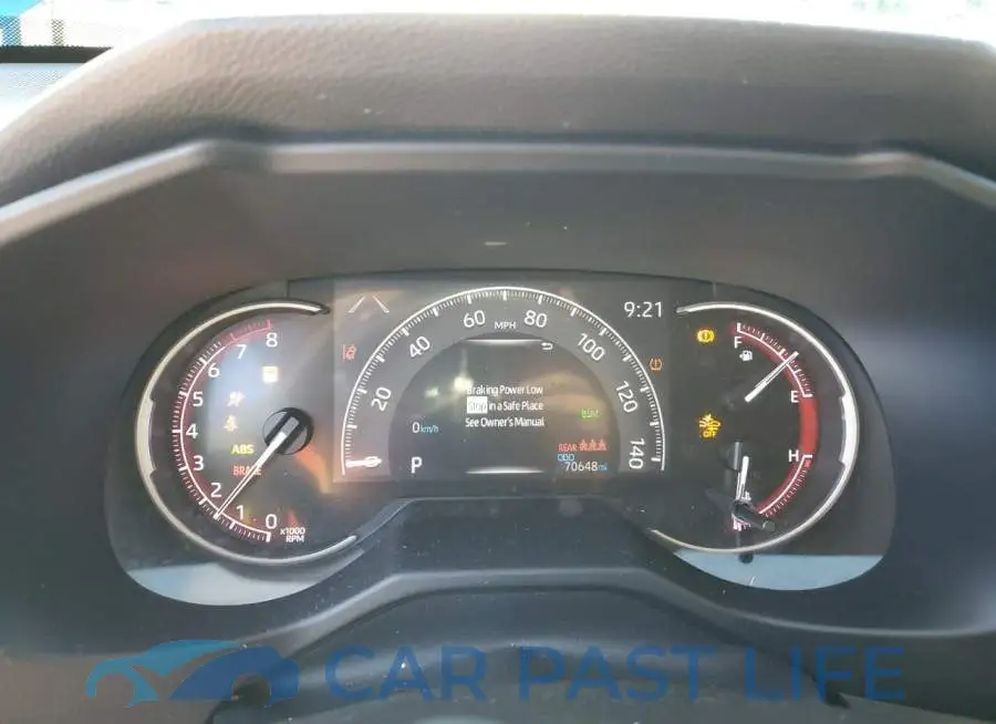 2T3J1RFV8MW160945# 9