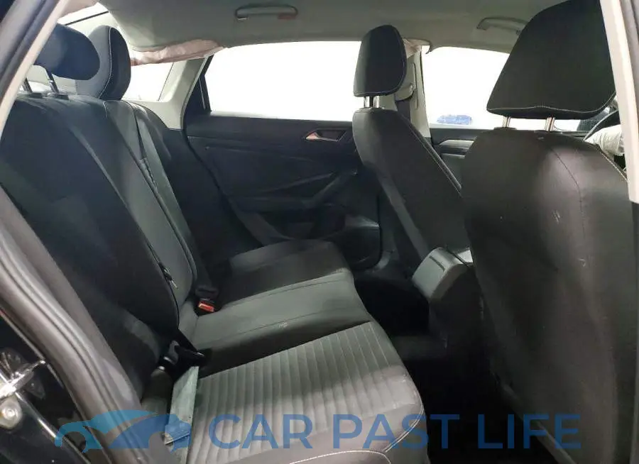 3VW5M7BU4RM088027# 10