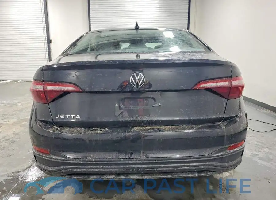 3VW5M7BU4RM088027# 6