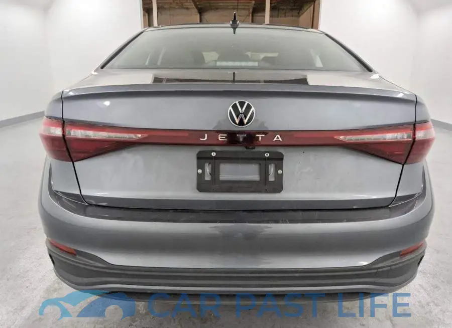 3VW5X7BU3SM061222# 2