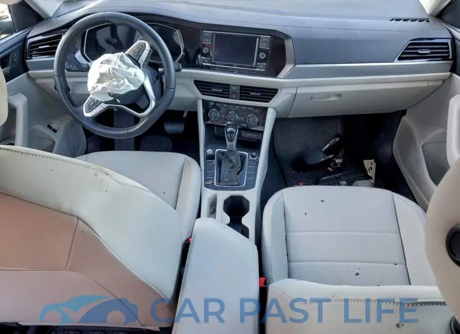 3VW7M7BU8PM057045# 8