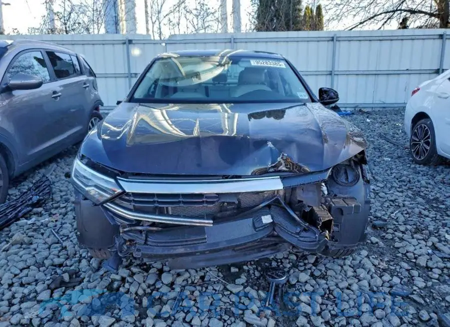 3VW7M7BU8PM057045# 5