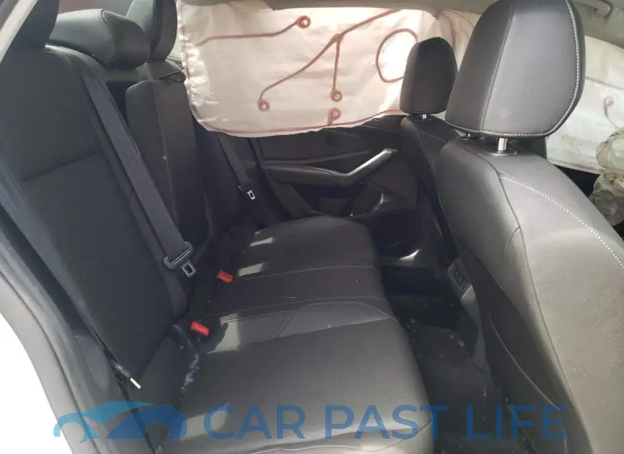 3VWEB7BU9LM028161# 10