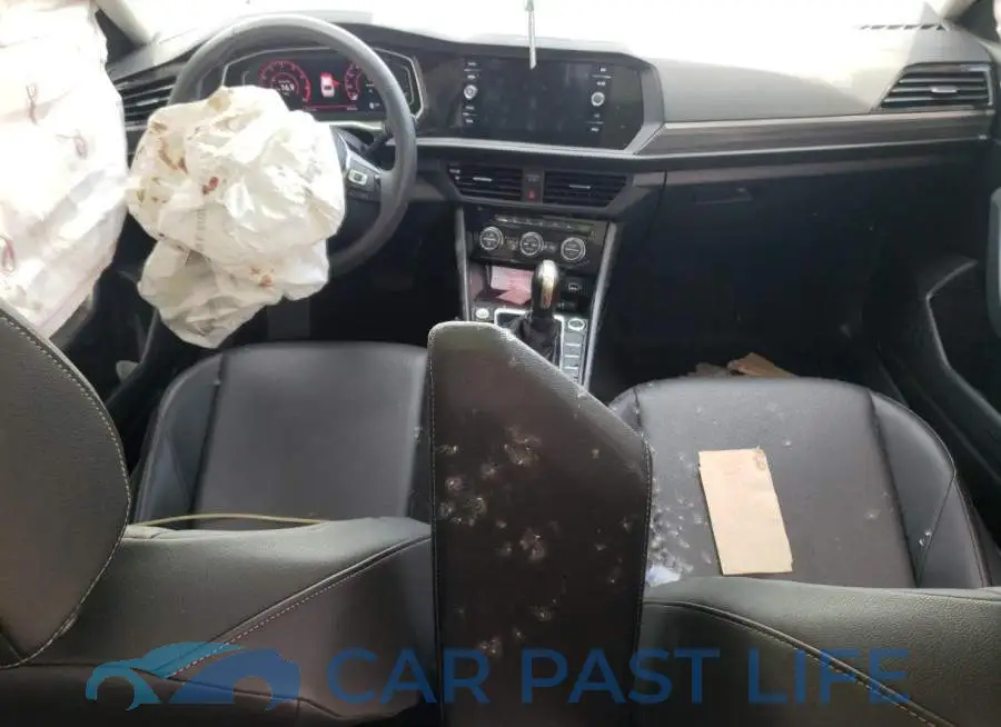3VWEB7BU9LM028161# 8