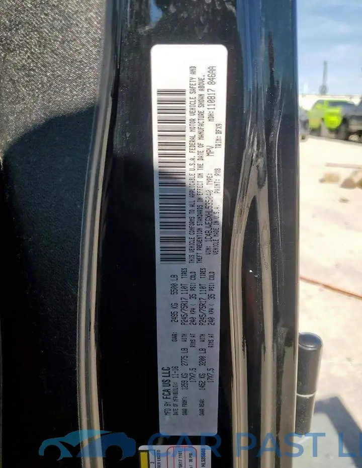 1C4BJWEGXHL535040# 12