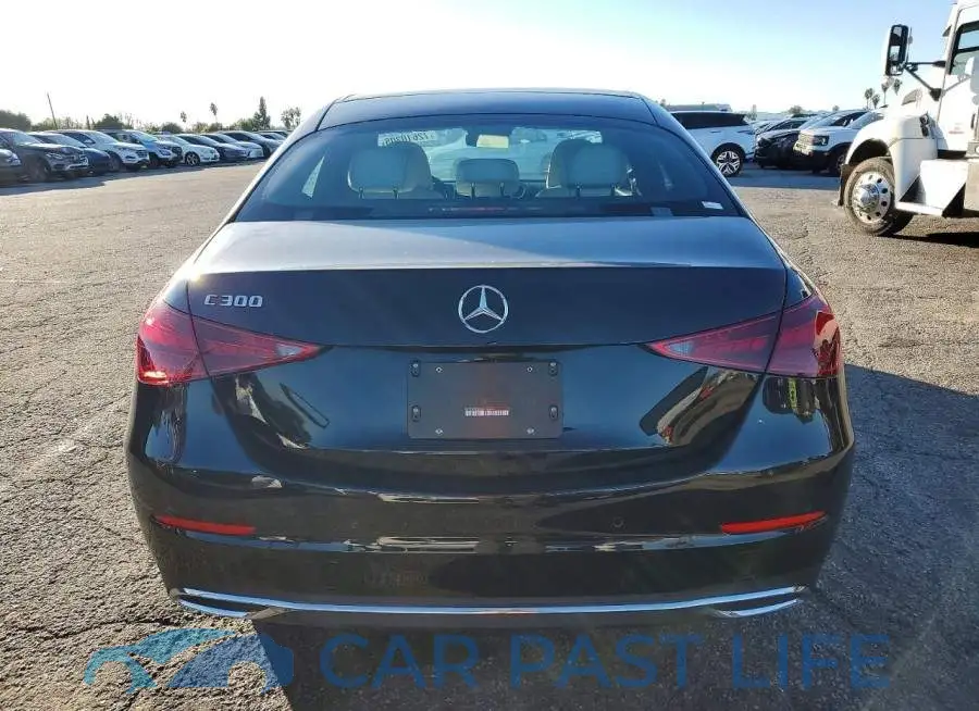 W1KAF4GB5SR263607# 6