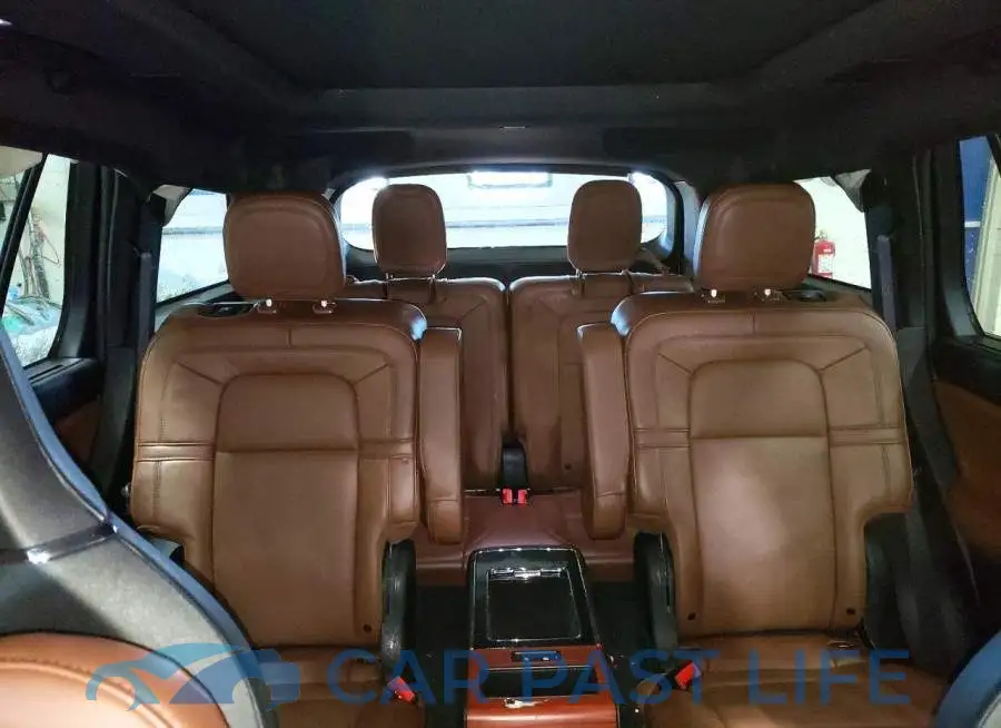 5LM5J7XC9RGL08499# 10
