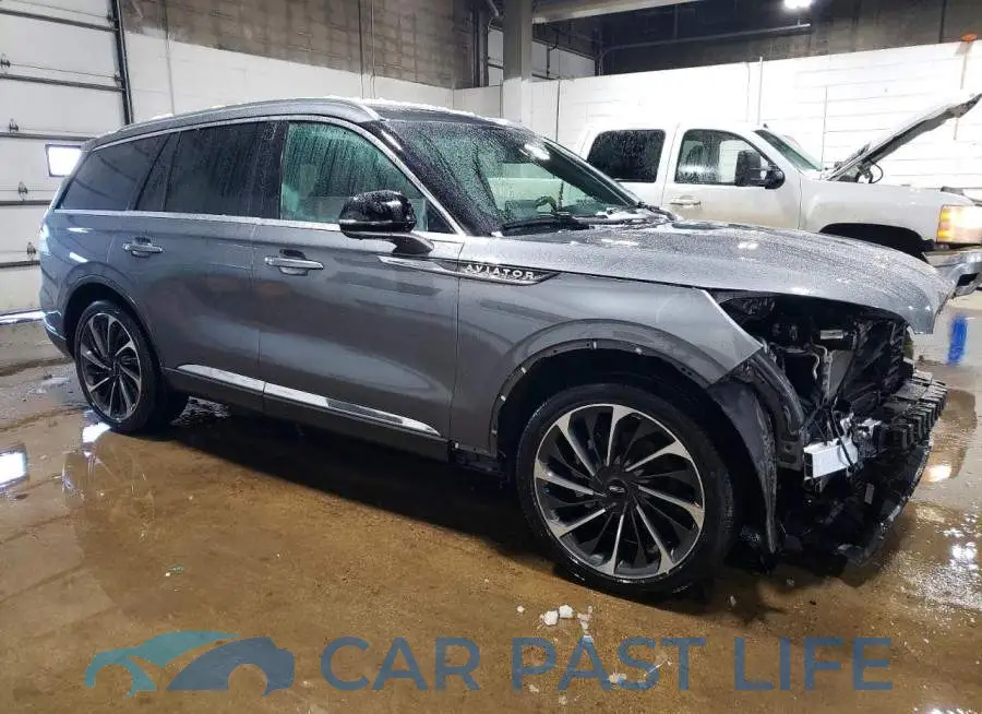 5LM5J7XC9RGL08499# 4