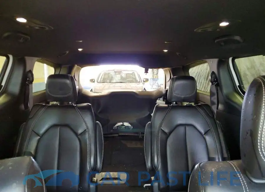 2C4RC1BG4SR502758# 10