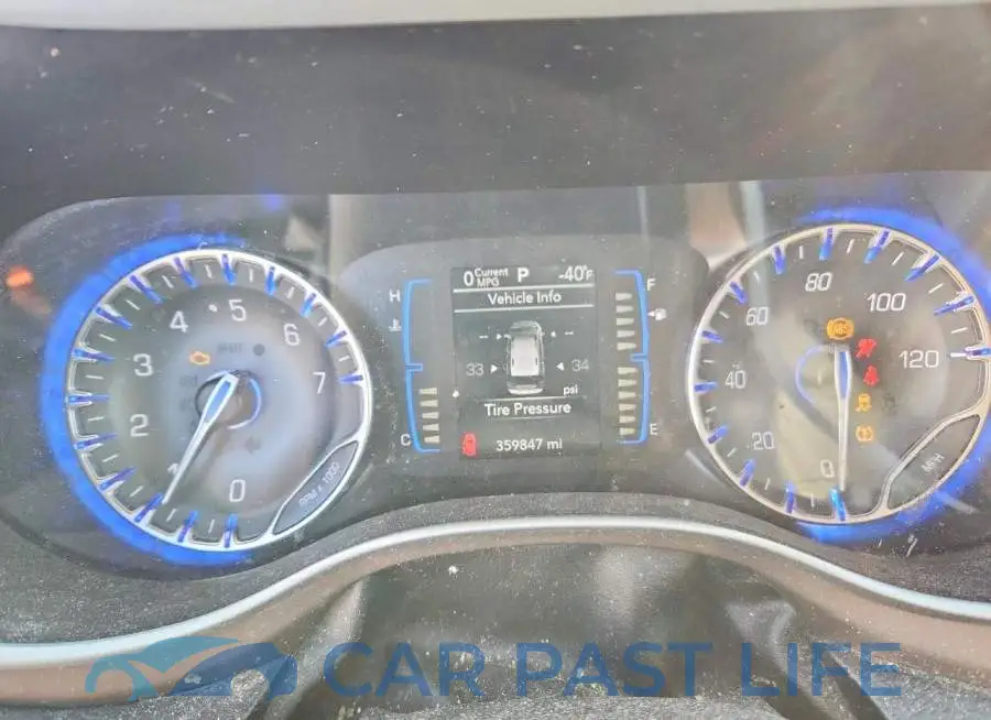 2C4RC1DG2HR522819# 9