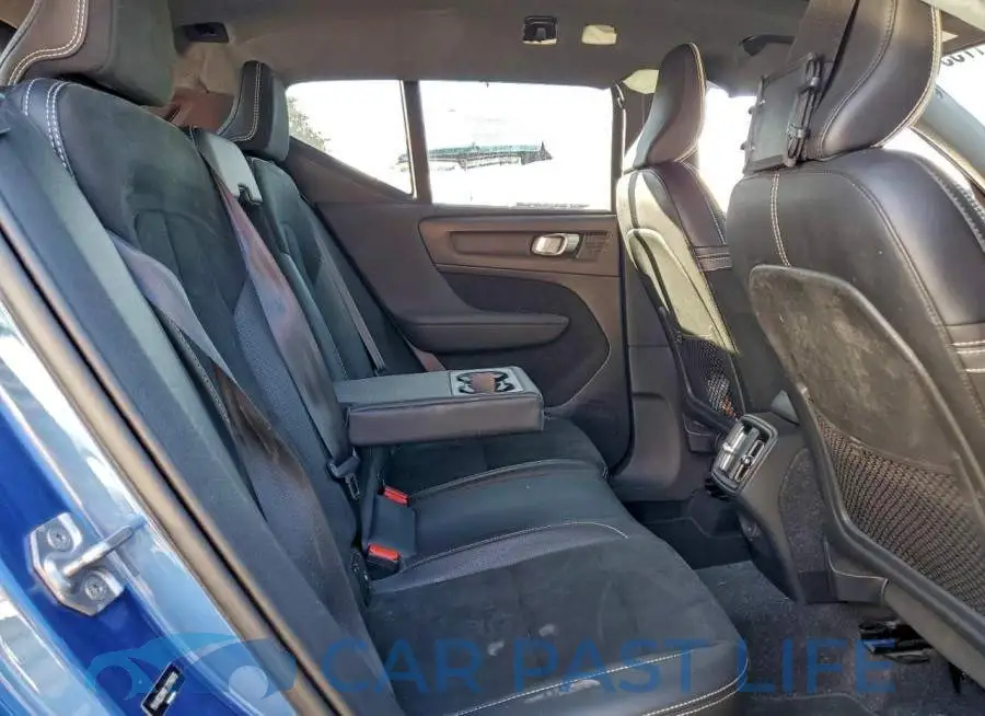 YV4162UMXL2276879# 11