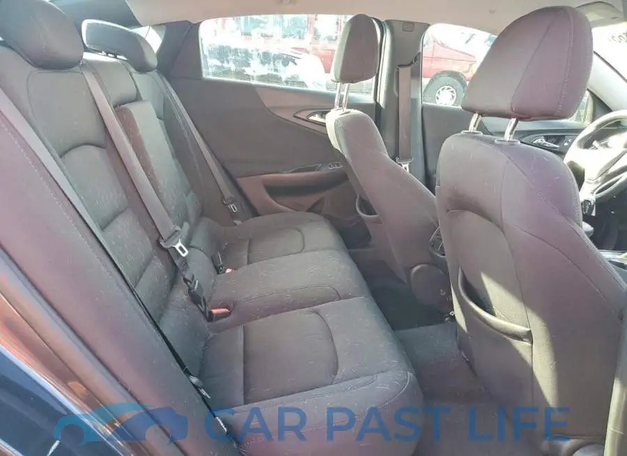 1G1ZD5ST5KF135712# 10