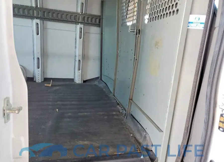 1GCWGBFP1J1318470# 10