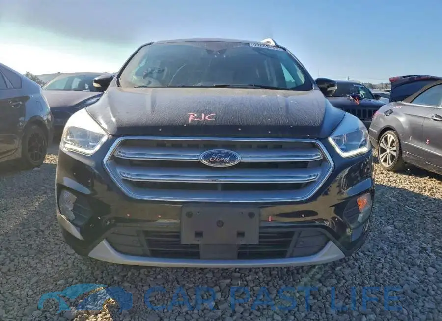 1FMCU9J96KUA24782# 5