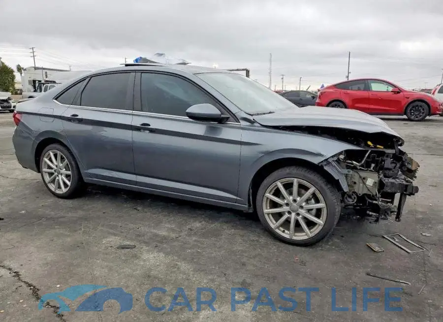 3VW7M7BU4PM023703# 4