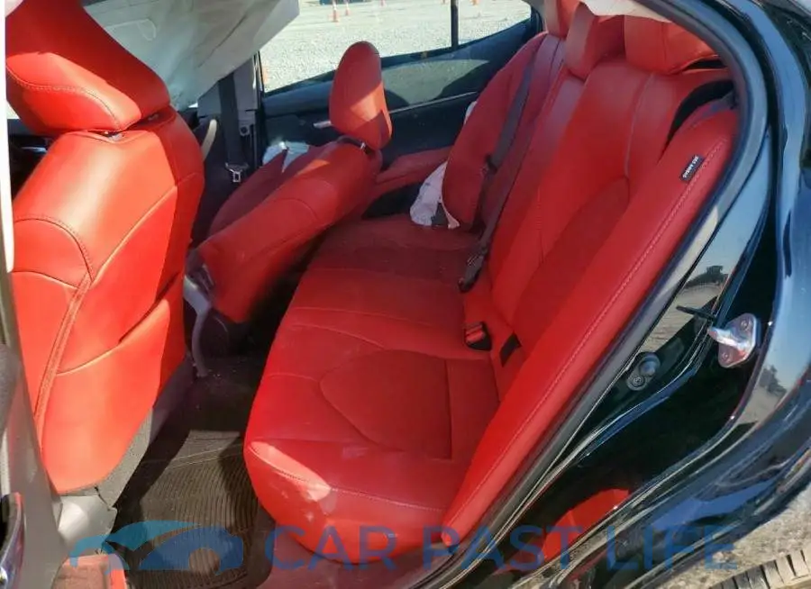 4T1K61AK8RU918240# 10