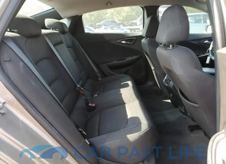 1G1ZD5ST8NF155151# 10