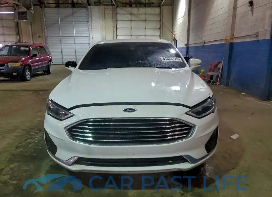 3FA6P0CD8KR150130# 5
