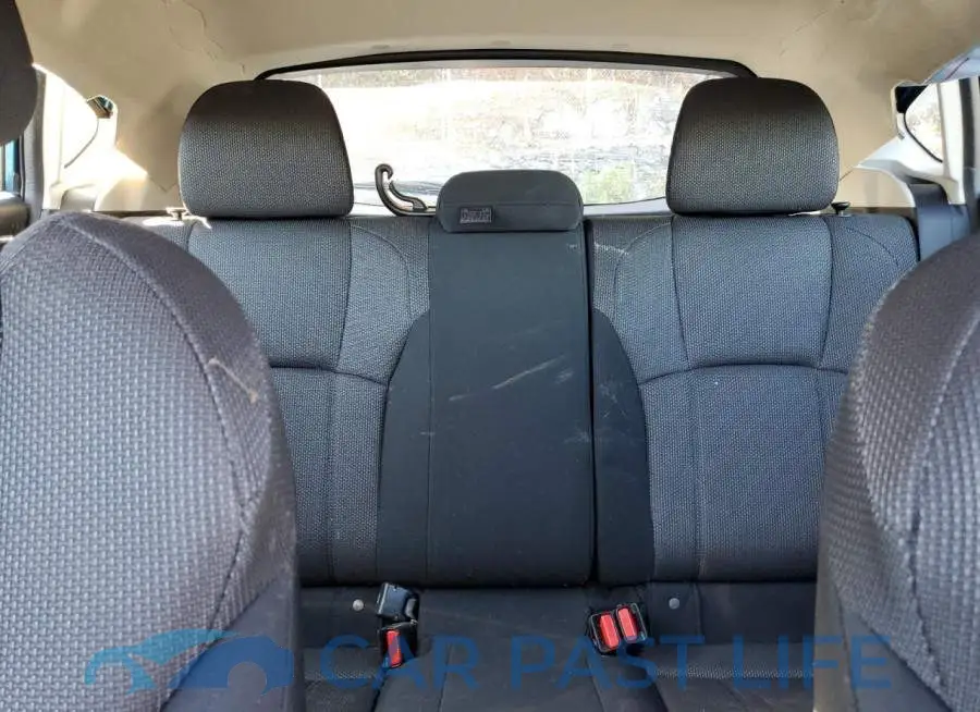 4S3GTAC6XK3736215# 10