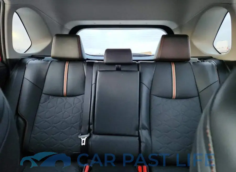 2T3J1RFV5PW382721# 10