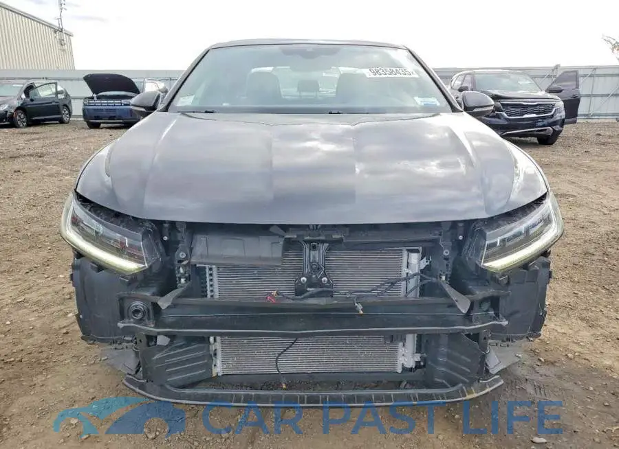 3VW2T7BU7SM009087# 5