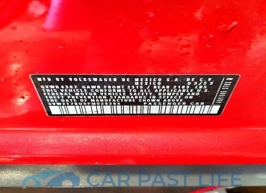 3VW2T7BU9PM028294# 12